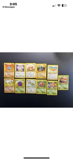 Pokemon TCG Mixed Lot Of Vintage Fossil Cards 24 Cards 1st Edition - Image 3