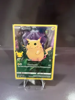 Pokemon TCG Celebrations Pikachu Holo Card 005/025 25th Anniversary - Image 1