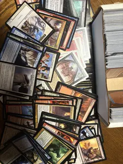 Box of Magic The Gathering Cards - Bulk Lot - Cards Mix Vintage and Modern - Image 4