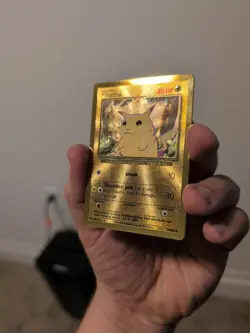 Pokemon TCG Celebrations Pikachu Gold Metal Card 58/102 - Image 3