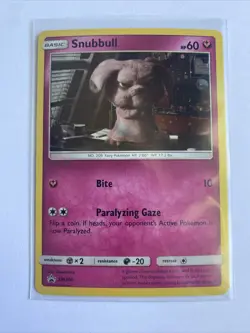 Snubbull - SM200 Detective Pikachu Promo Holo Pokemon - NM Nintendo - CLEAN - Image 1