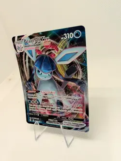 Pokemon TCG Glaceon VMAX 041/203 Holo Rare Full Art Card 2021 Evolving Skies - Image 2