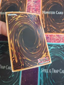 Yugioh Magician's Left Hand INCH-EN058 Super Rare 1st Edition Near Mint - Image 4