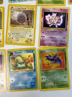 Pokemon Approx. 2200 Assorted Trading/Game Cards - Image 5