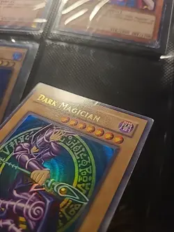 Yugioh Dark Magician SDY-006 Ultra Rare 1st Edition - Image 4