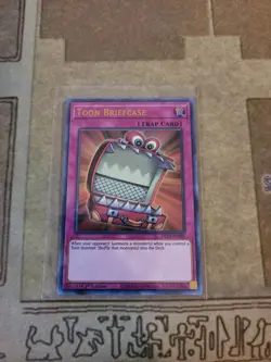 YUGIOH TOON BRIEFCASE DLCS-EN080 ULTRA 1ST ED NM - Image 1