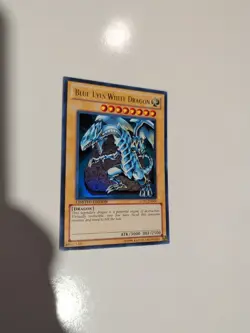 Blue-Eyes White Dragon LC01-EN004 Ultra Rare Limited Edition Yugioh LP - Image 2