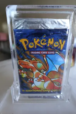 Pokemon Base Set Booster Pack for Display - Image 1
