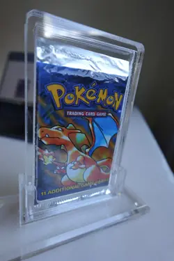 Pokemon Base Set Booster Pack for Display - Image 2