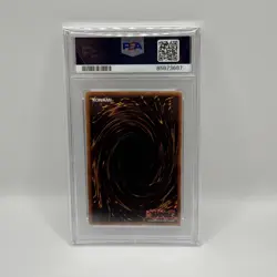 Yu-Gi-Oh! TCG Blue-Eyes White Dragon SDK-001 Ultra Rare Unlimited Edition PSA 5 - Image 2