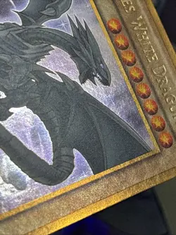 Yu-Gi-Oh! TCG Blue-Eyes White Dragon MVP1-ENG55 1st Edition Gold Rare LP - Image 5