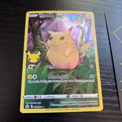 PIKACHU FULL ART HOLO 25 TH ANNIVERSARY EDITION POKEMON NM - Image 1
