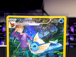Pokemon Vaporeon TG02/TG30 Trainer Gallery Brilliant Stars 2022 No Reserve - Image 2