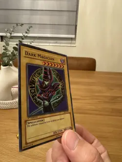 Yugioh Dark Magician LOB-005 The Legend of Blue Eyes White Dragon 1st Edition NM - Image 3