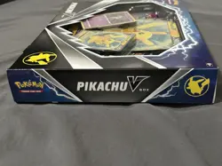 Pokemon TCG: Pikachu V Box 820650851179 - Image 5