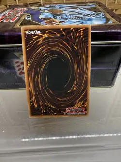 YuGiOh Blue-Eyes White Dragon BPT-003 2002 Limited Edition Error Reverse Pattern - Image 2