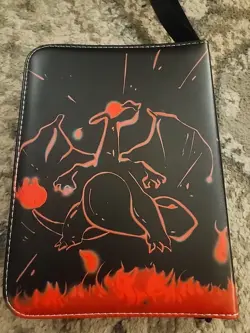 Pokemon TCG Charizard Red Black Flame Zip Up 4x50 pages UNIQUE BINDER NEVER USED - Image 5