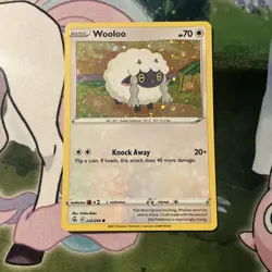 Pokemon TCG Wooloo Pokemon 222/264 Fusion Strike HOLO BLEED - Image 1