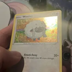 Pokemon TCG Wooloo Pokemon 222/264 Fusion Strike HOLO BLEED - Image 3