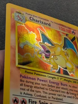 Pokemon TCG Charizard 1999-2000 Base Set Holo Rare Card 4/102 - Image 3