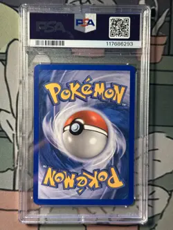 2005 POKEMON EX EMERALD #60 PIKACHU-REVERSE FOIL PSA 8 - Image 4