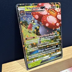 Pokemon TCG Vileplume GX Sun & Moon Cosmic Eclipse 4/236 Holo Ultra Rare - Image 2