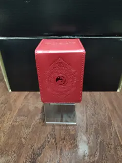 Mtg Ultra Pro Deck Box Leather Alcove Flip Magnetic Red Mana Symbol Foil Used - Image 1