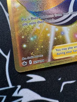 Echoing Horn 225/198 Pokemon TCG SWSH Chilling Reign Gold Secret Rare - Image 2