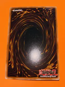 MISPRINT Dark Magician Girl MFC-000 Secret RARE Unlimited HOLO BLEED Damage Back - Image 2