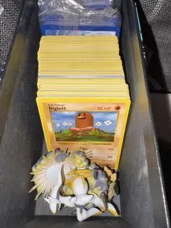 Huge Pokemon Collection Vintage & New Lot NM - Image 4