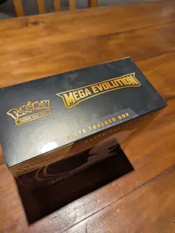 Pokemon Center Mega Evolution 'Mega Gardevoir' | Elite Trainer Box ETB | Sealed - Image 3