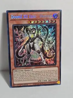 Yugioh DoomZ XII Zero - Drastea DOOD-EN008 Secret Rare 1st Edition NM - Image 1