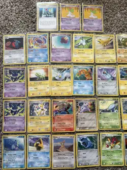 Pokemon Vintage Card Lot 2004-2009 Various Cards - Image 2