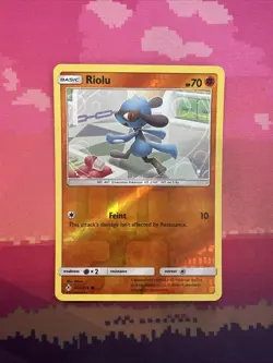 Pokemon Card Riolu Unbroken Bonds Reverse Holo 102/214 Near Mint - Image 1