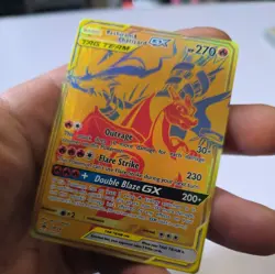 Reshiram & Charizard GX Gold SM247 Black Star Promo Fullart pokemon card - Image 3