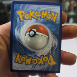 Charizard 025/185 Vivid Voltage Reverse Holo Rare Pokemon card MINT - Image 4