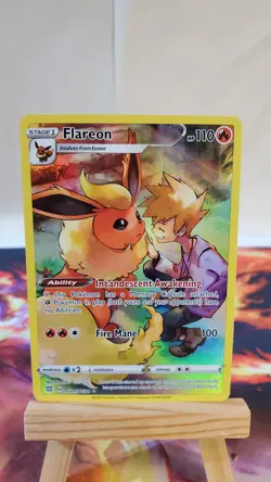 Flareon TG01/TG30 Swsh09: Brilliant Stars Trainer Gallery Holo Pokemon - Image 1