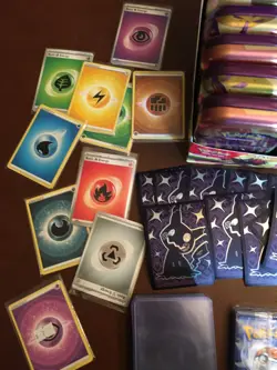 lot of 10 EMPTY Pokemon tins with Display & others Pokemon items - Image 2