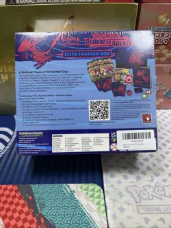 Pokemon TCG: Sword & Shield 3 Darkness Ablaze Elite Trainer Box 820650807312 - Image 3