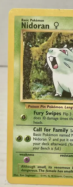 Nidoran 82/110 Legendary Collection Common Pokemon TCG Vintage NM - Image 3