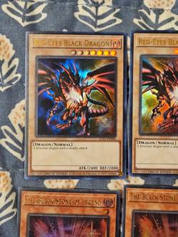 Red-Eyes Black Dragon x3 LC01 + The Black Stone of Legend x3 LDK2 Yugioh - Image 2