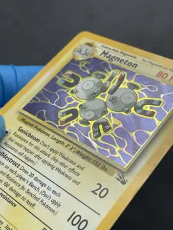Vintage 90s Pokemon TCG Magneton Fossil Rare Holo Card 11/62 - Image 4
