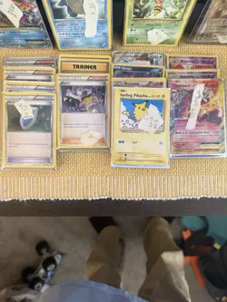 200+ Pokemon Card Lot Binder Collection Sun&Moon, XY, Evolutions, NEAR MINT - Image 1