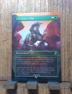 Life Finds a Way (Borderless FOIL) Universes Beyond Jurassic World Collection NM - Image 2