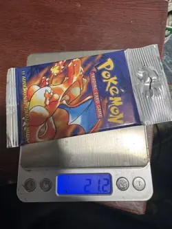 1999 Pokemon Base Set Hanger Long Pack ~ Charizard Artwork ~ Heavy 21.2g - Image 3