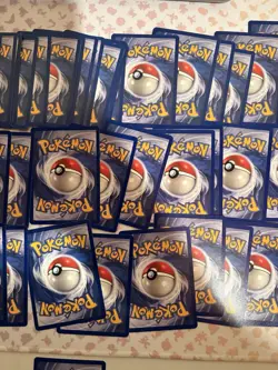 1st Edition Fossil Pokemon Card Lot - Near Mint Rares Uncommons Commons - Image 4