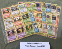 2000 BASE 2 SET POKEMON CARDS BUNDLE #2 (73 OUT OF 130) COMMON/UNCOMMON/RARE - Image 1