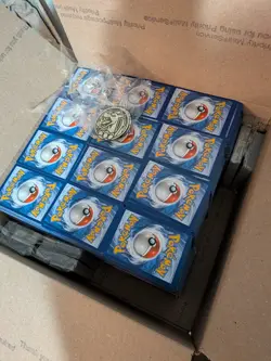 HUGE POKEMON COLLECTION RARES! UNCOMMONS! COMMONS! 4000+ LOT GREAT CARDS BULK!! - Image 1