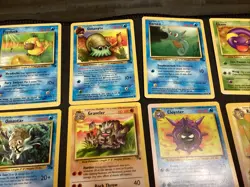 Pokemon TCG Lot (36) Cards Base Set FOSSIL 1999 📈🔥 No Reserve. - Image 4