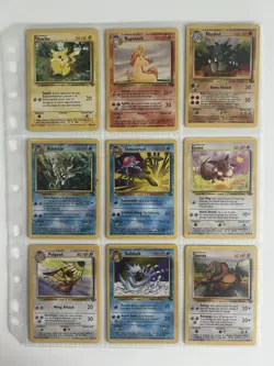1999 Vintage jungle/fossil Pokemon 138 card lot - Image 1